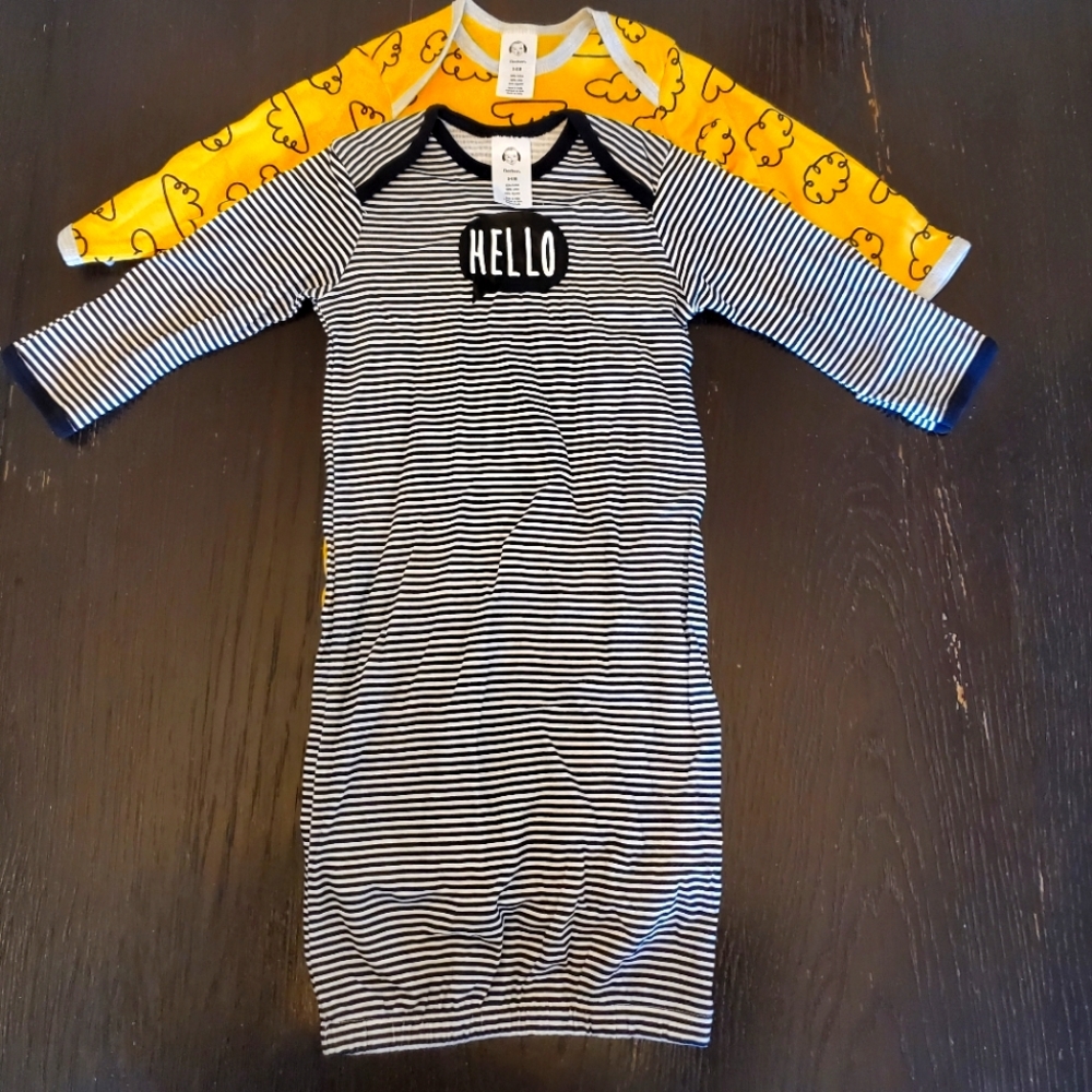 NWT 0-6 month outfits (3)